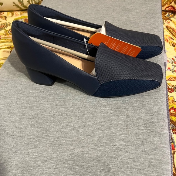 benassal Shoes - Picture 6 of 9